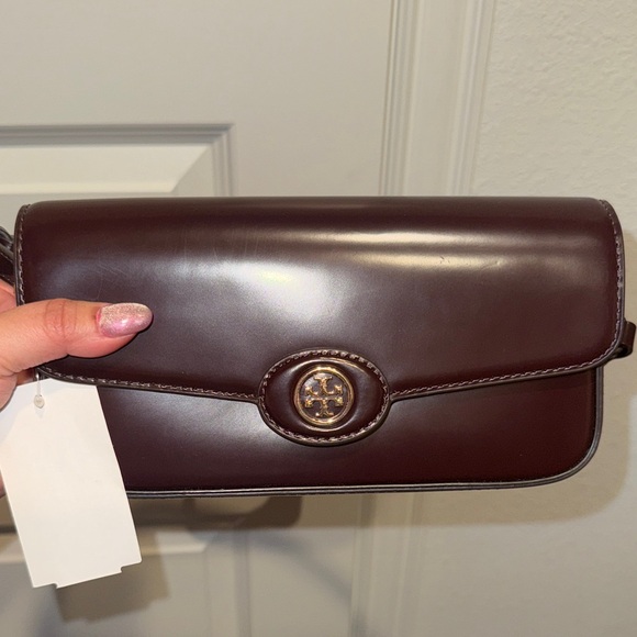 Tory Burch NWT Robinson Spazzolato Leather Shoulder Bag - Picture 8 of 11